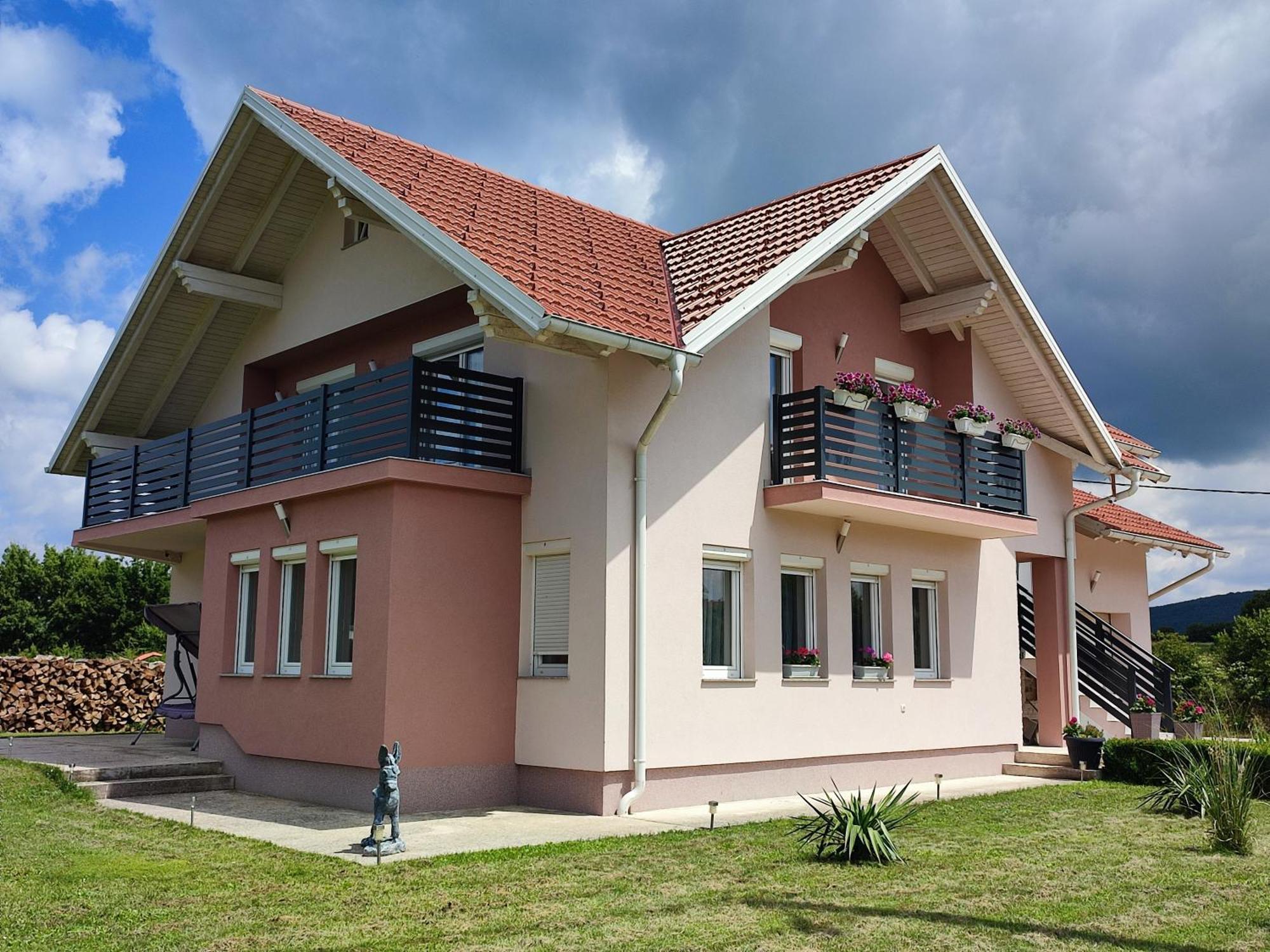 Apartman Swans Otocac Luaran gambar