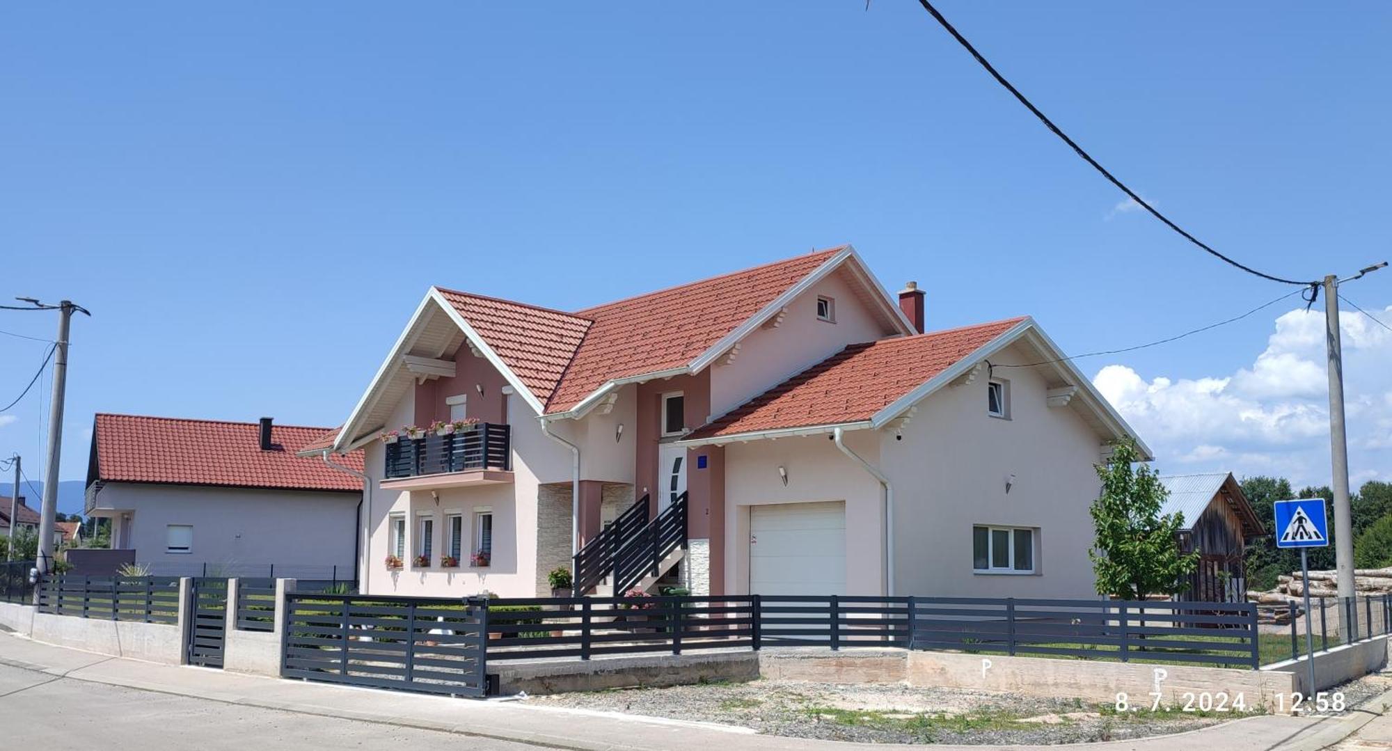 Apartman Swans Otocac Luaran gambar